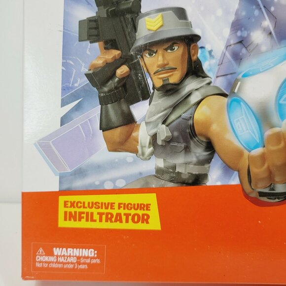 Fortnite Battle Royale Collection Port-A-Fort Playset Infiltrator Action Figure - Picture 3 of 5